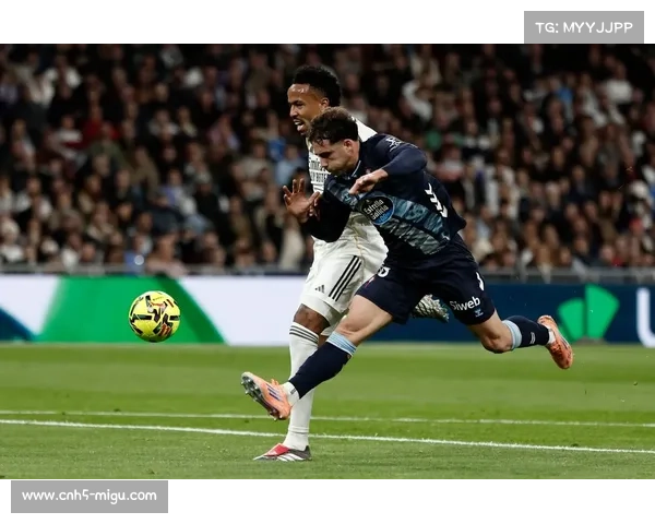 皇马2-1逆转塞尔塔:克罗斯精准长传激活逆境进攻