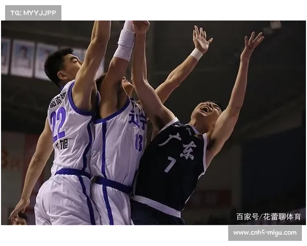 从两球落后到少一人绝杀，镇海队演绎永不言弃